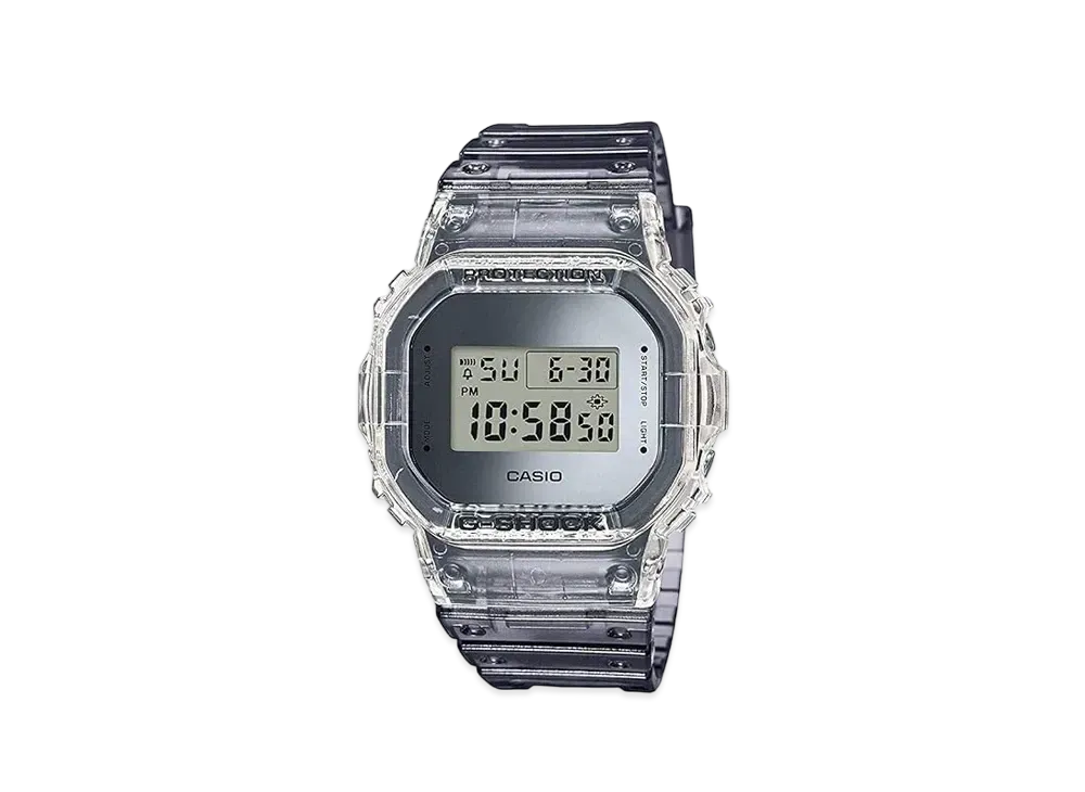 Casio G-SHOCK Digital DW-5600SK-1JF