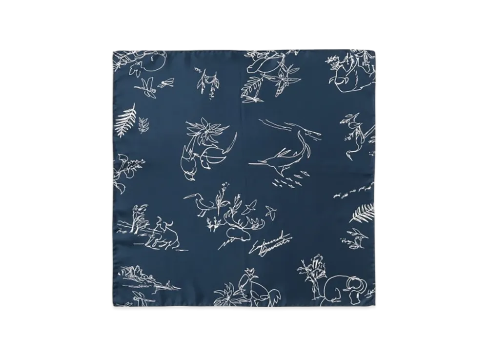 ENGINEERED GARMENTS Neckerchief Silk Animal Print "Navy"