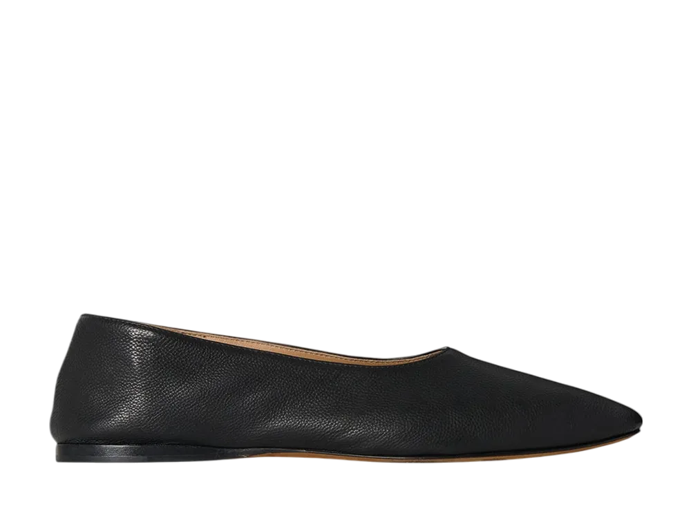 The Row Women's Awar Flat Shoe in Leather "Black"