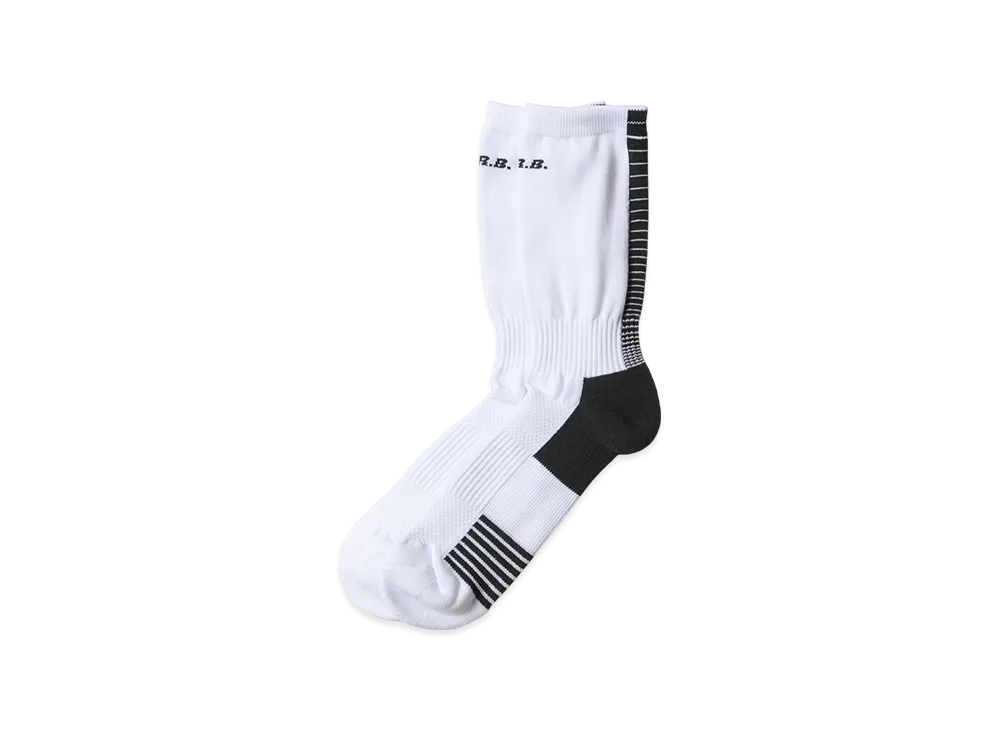 F.C.Real Bristol Short Game Socks "White"