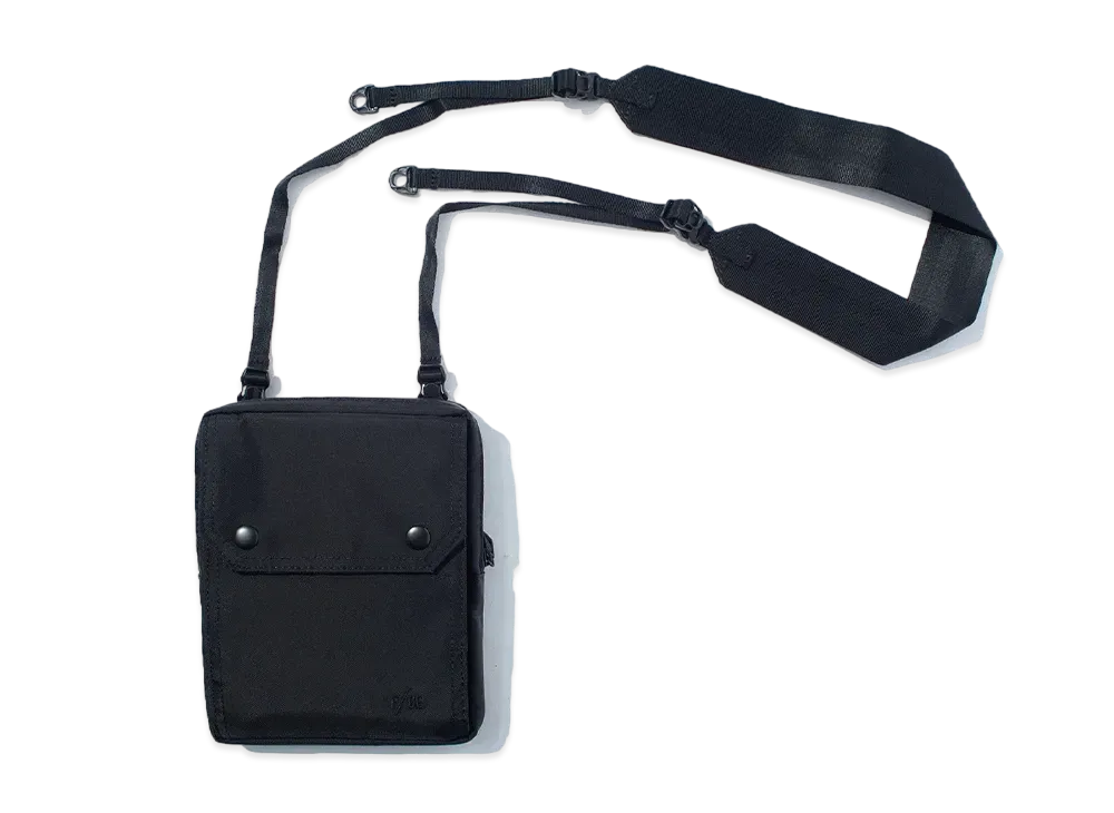 F/CE. 420 re/cor Traveller "Black"
