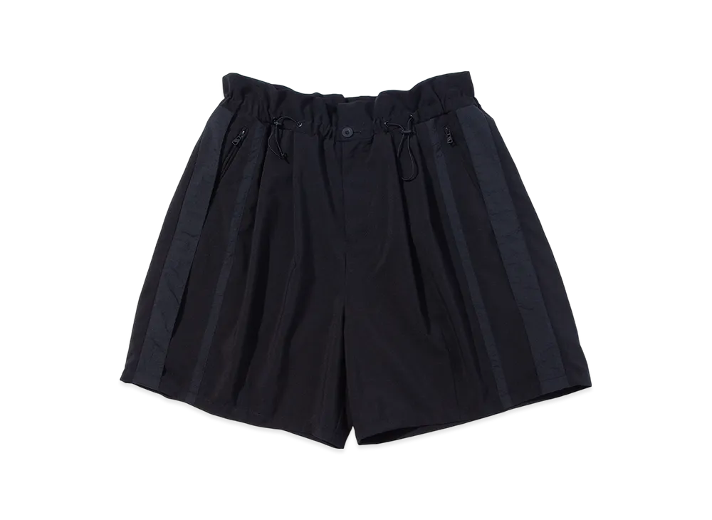 F/CE. Wide Pleats Shorts "Black"
