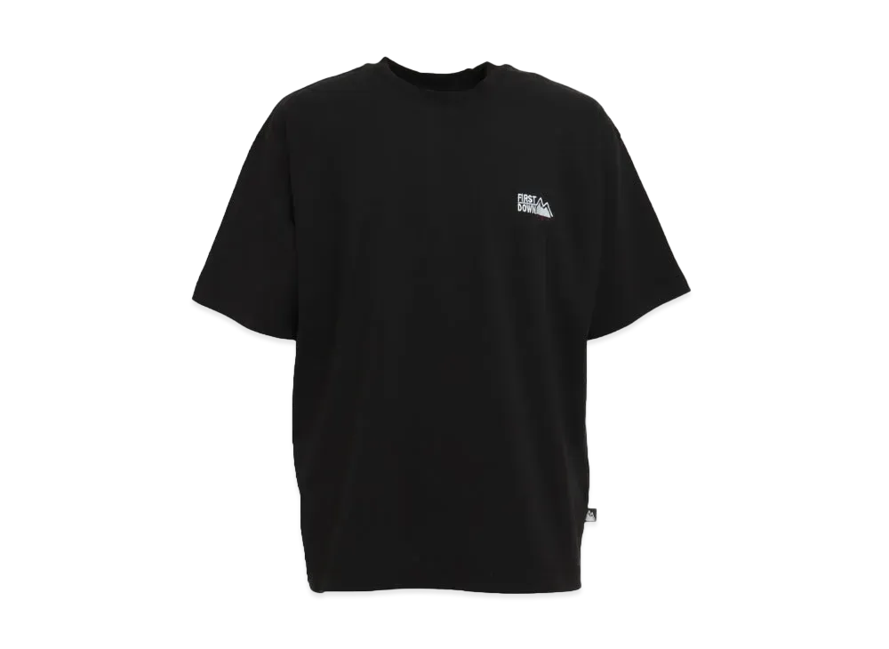 FIRST DOWN LOGO S/S T "Black"