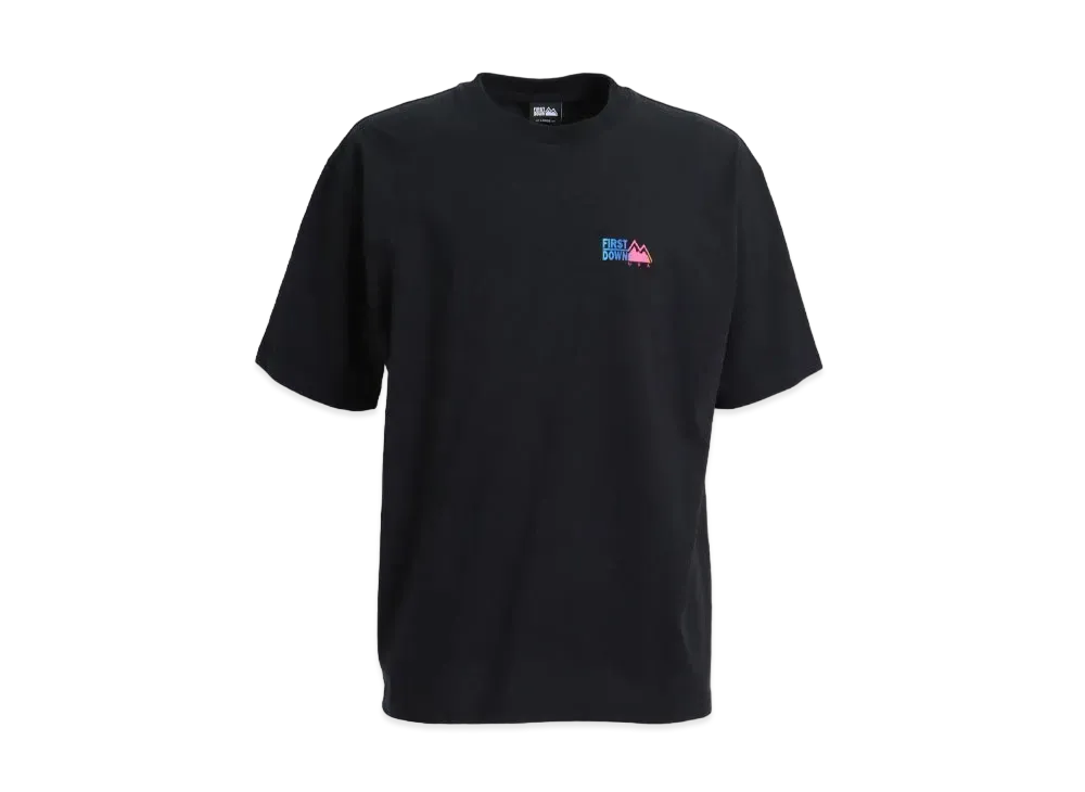FIRST DOWN COLOR LOGO S/S T "Black"