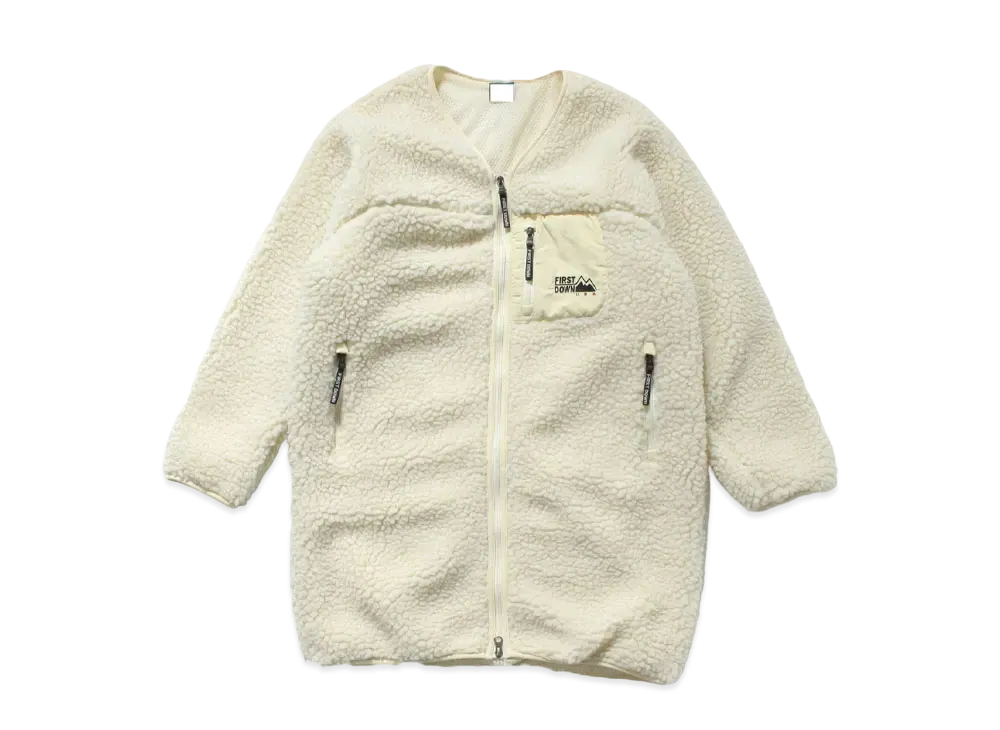 FIRST DOWN TUMBLING BOA COAT "Off White"