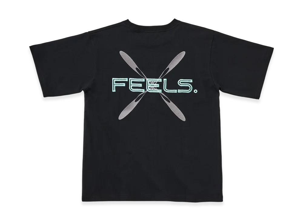 FEELS. Big Cross Logo T-Shirt "Black"