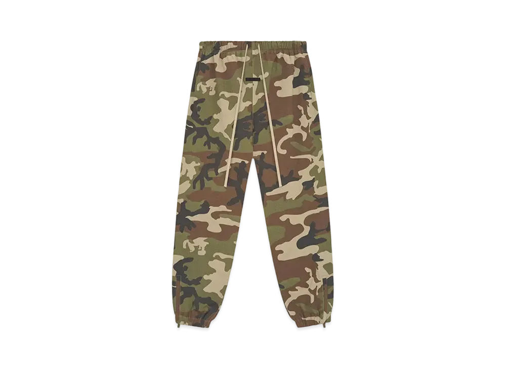 FEAR OF GOD Essential Military Nylon Trackpant "Woodland Camo"