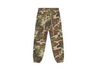 FEAR OF GOD Essential Military Nylon Trackpant "Woodland Camo"