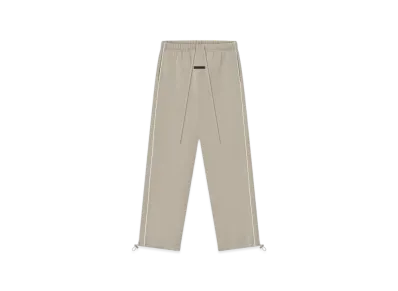 FEAR OF GOD ESSENTIALS Relaxed Fleece Sweatpant With Piping "Timber"