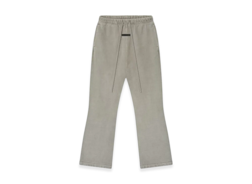 FEAR OF GOD ESSENTIALS Heavy Fleece Flare Sweatpant "Smoke Grey"