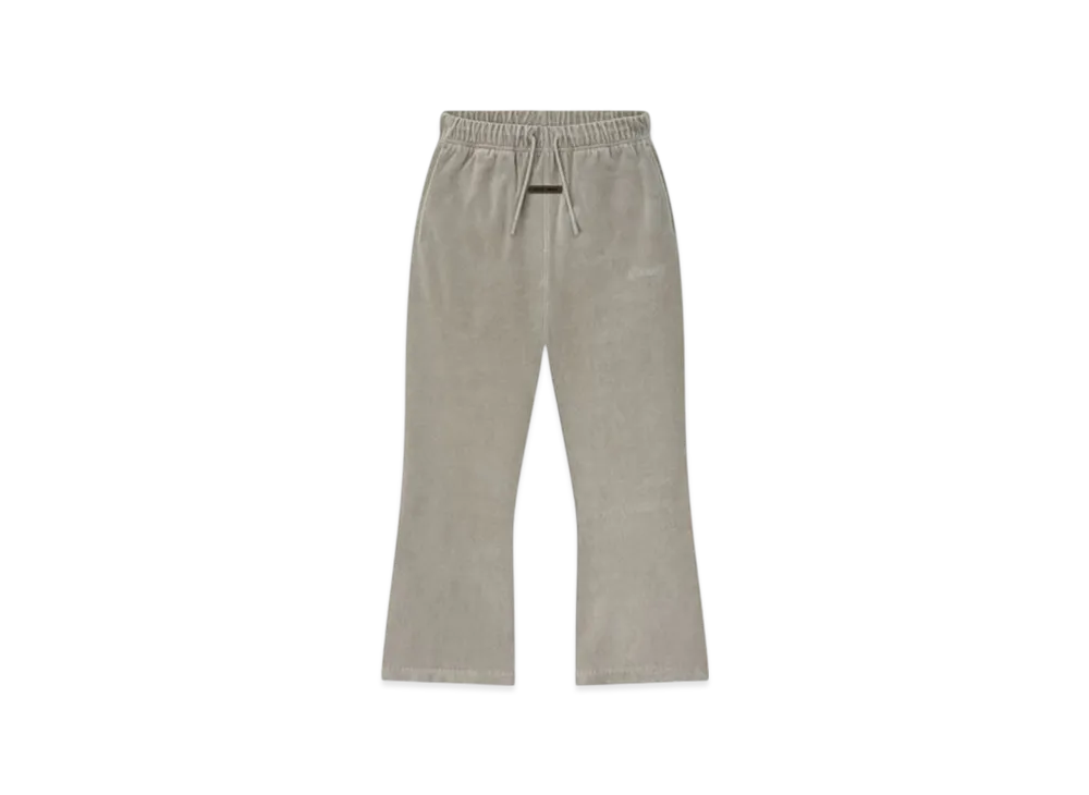 FEAR OF GOD ESSENTIALS Kids Velour Flare Sweatpant "Smoke Grey"
