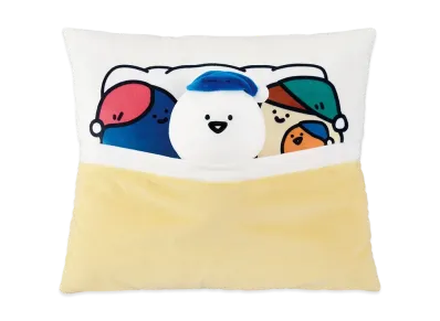 BANDAI "Ichiban Kuji" -Stationery ~Everyday Routine~- Last One Prize Last prize: Matching futon plush toys for everyone to sleep in