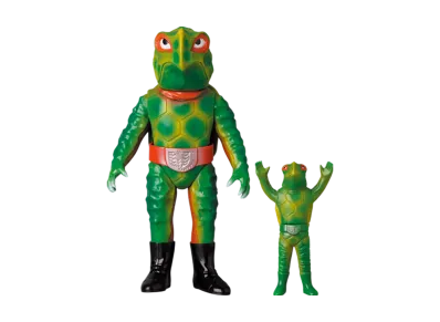 MEDICOM TOY "Toei Retro Sofvi Collection M" -Kamen Rider V3- Turtle Bazooka (New Color) + Mini Soft Vinyl