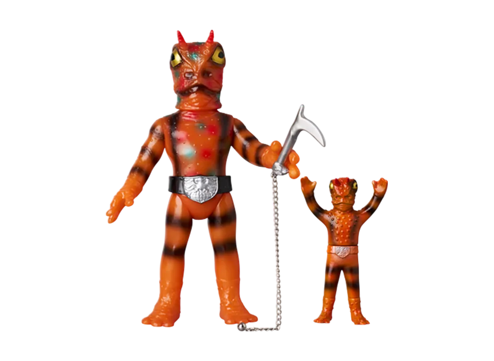 MEDICOM TOY "Toei Retro Sofvi Collection" -Masked Rider- Gamagiller (Scythe Holding Version) + Mini Soft Vinyl