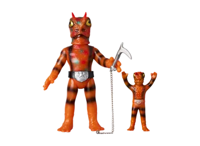 MEDICOM TOY "Toei Retro Sofvi Collection" -Masked Rider- Gamagiller (Scythe Holding Version) + Mini Soft Vinyl