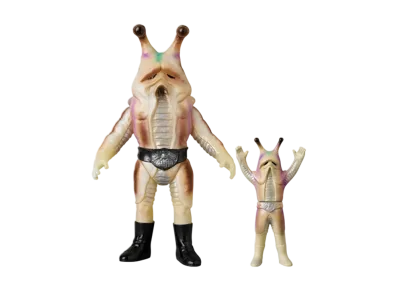 MEDICOM TOY "Toei Retro Sofvi Collection" -Masked Rider- Slug Whale (New Color Phosphorescent) + Mini Soft Vinyl