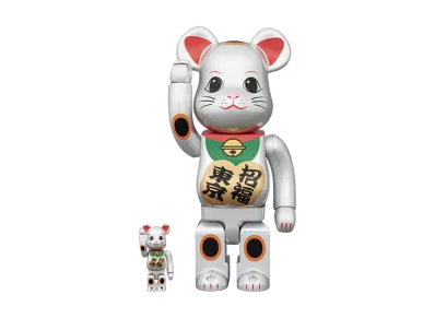MEDICOM TOY "BEARBRICK" Bearbrick Lucky Cat Good Fortune Tokyo Dark Silver Chrome Ver. 100% & 400%