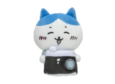 Gray Parka Service -Chikawa- A stuffed animal watching from the Chikawa desktop (Hachiware)