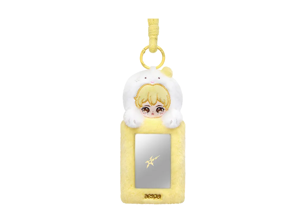 POP MART aespa Fluffy Club Series Card Holder Fluffy MUNGTAENGI WINTER VER.