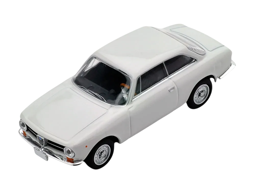 TOMYTEC "TOMICA LIMITED VINTAGE" 1/64 LV-154a Alfa Romeo GT1300 Junior (White) - ¥