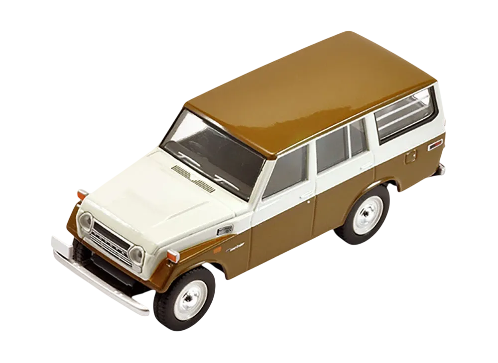TOMYTEC "TOMICA LIMITED VINTAGE" 1/64 LV-104a Toyota Land Cruiser Fj56V Type (Brown) - ¥