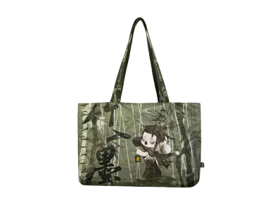 POP MART SKULLPANDA The Ink Plum Blossom tote bag