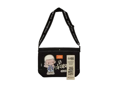 POP MART KUBO JEANS Messenger Bag