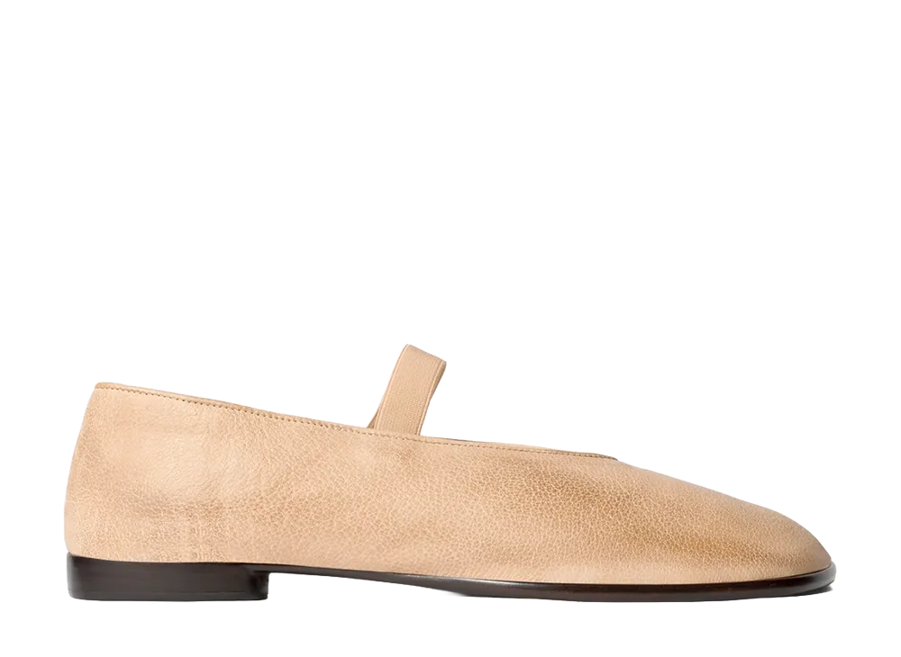 LEMAIRE Women's Glove Ballerina in Leather "Washed Beige"