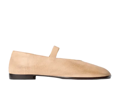 LEMAIRE Women's Glove Ballerina in Leather "Washed Beige"