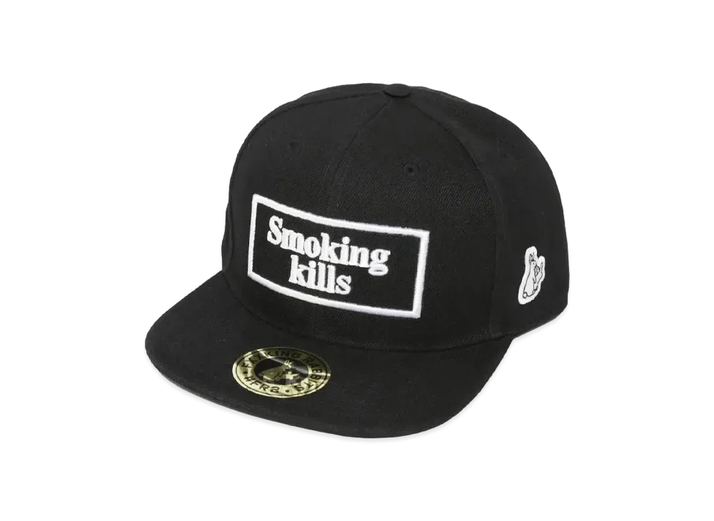 エフアールツー スモーキング キルズ エンブロイダリー スナップバック キャップ "ブラック"