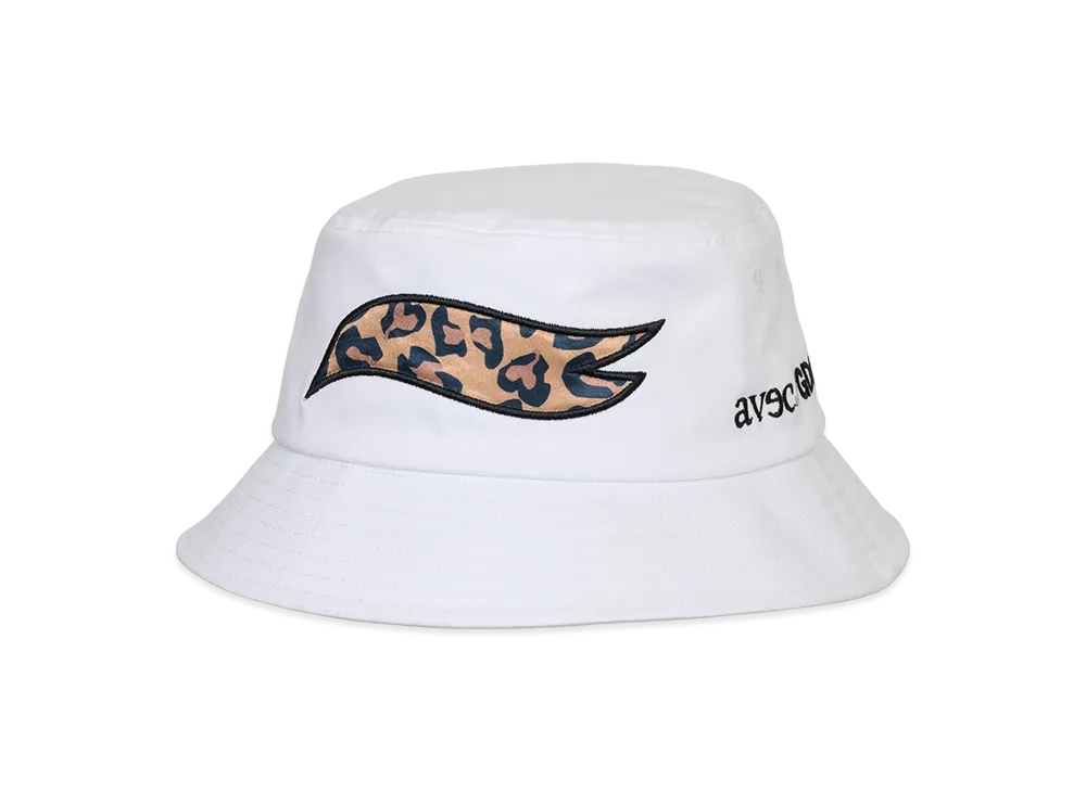 GDC x Avec Bucket Hat "White"
