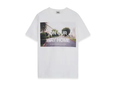 GDC Photo Tee We’re On Our Way Home "Off White"