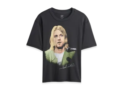 GAP Kurt Cobain Relaxed Cropped Graphic T-Shirt "True Black"