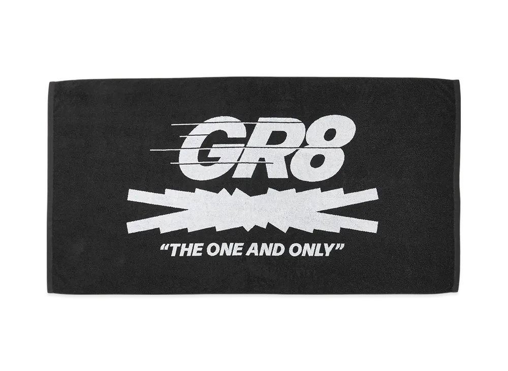 GR8が『LE SSERAFIM Japan Original Brand merch. POP UP STORE