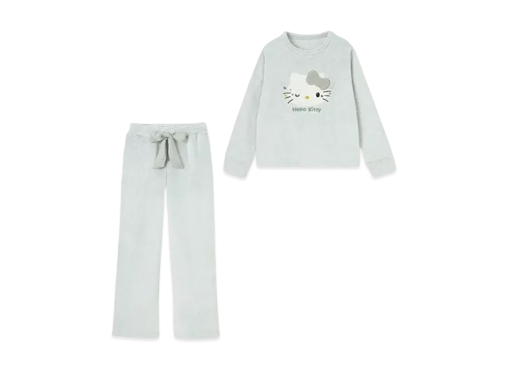 GU x Hello Kitty Marshmallow Feel Lounge Set "Green"