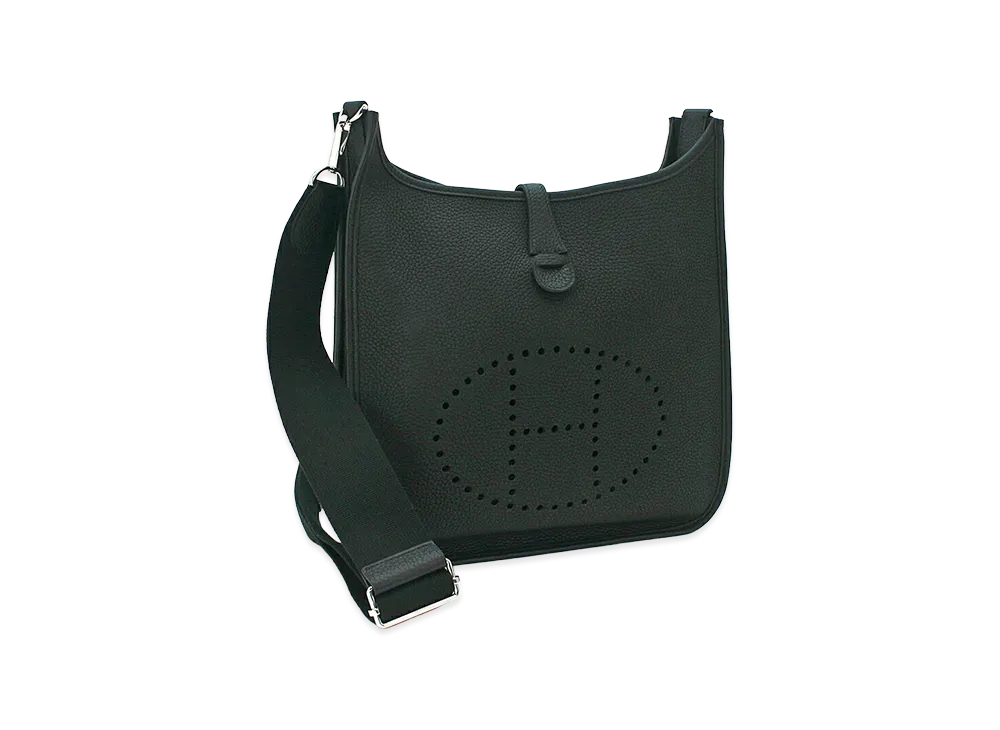 Hermes Women's Evelyne 3 PM 29 Taurillon Clemence Shoulder Bag "Noir"