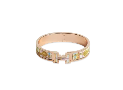 ホリデーシーズンにぴったり!HERMESの最新ブレスレットを紹介 ホリデーシーズンにぴったり!HERMESの最新ブレスレットを紹介