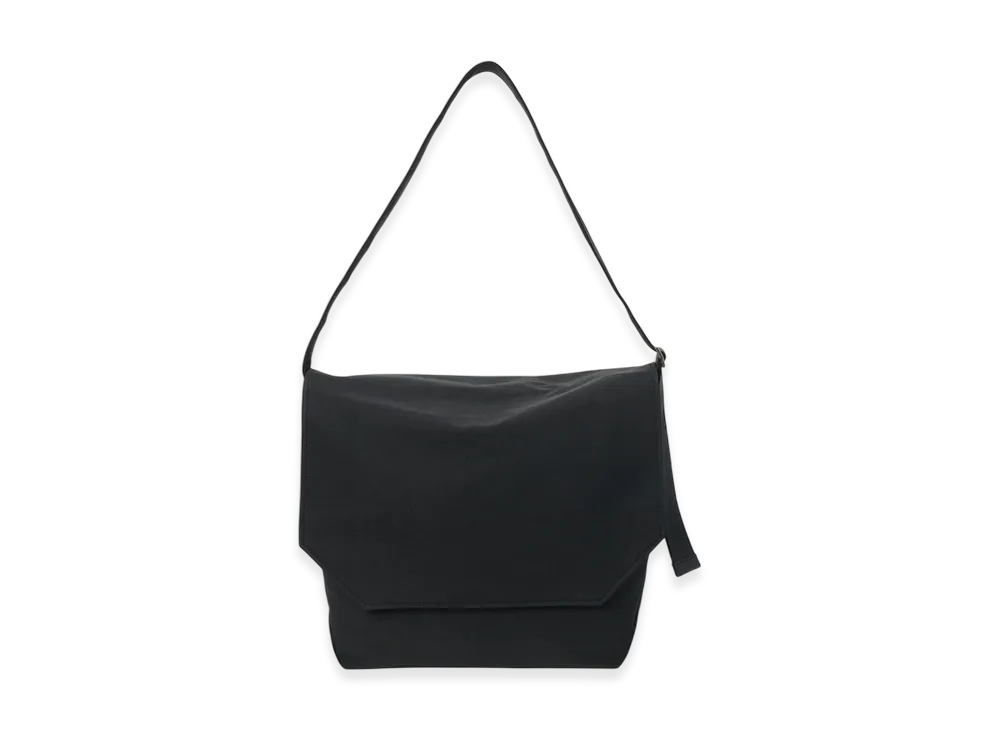 Hender Scheme Flap Shoulder Big "Black"