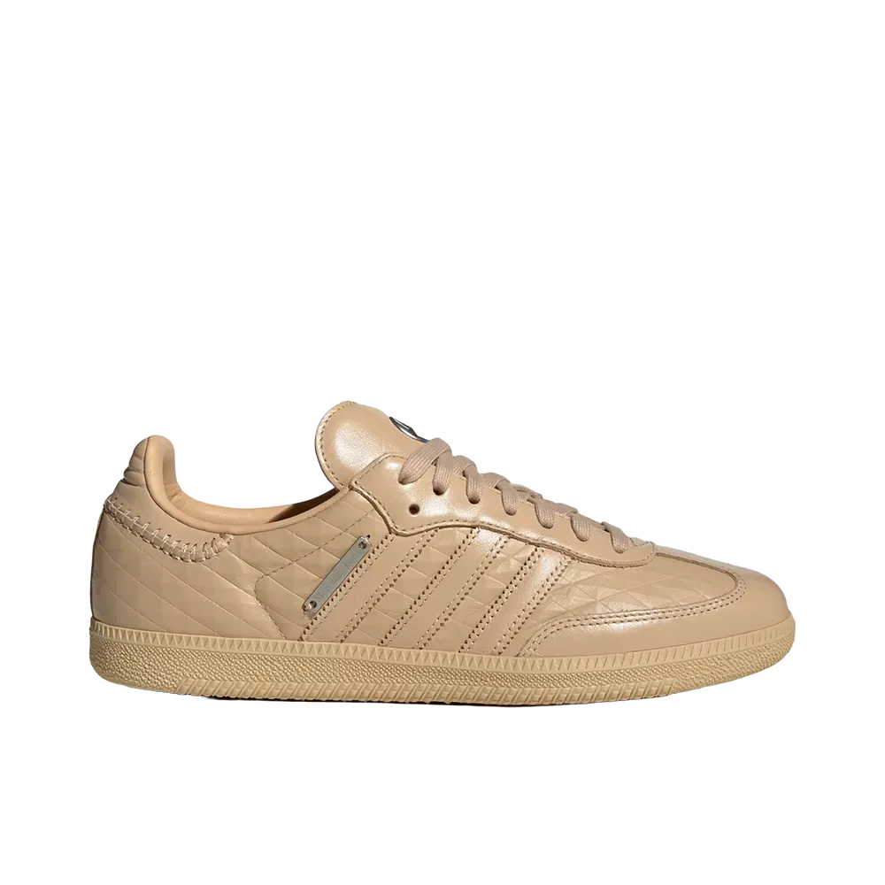 Mercedes AMG Petronas F1 Team × adidas Samba OG "Magic Beige/Silver Metallic"