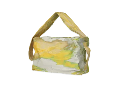 HOMME PLISSE ISSEY MIYAKE Agate Bag "Yellow"
