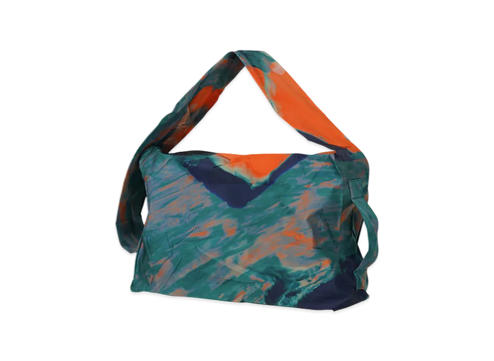 HOMME PLISSE ISSEY MIYAKE Agate Bag "Green"