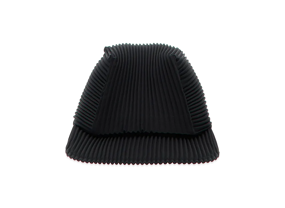 HOMME PLISSE ISSEY MIYAKE Pleats Cap "Black"