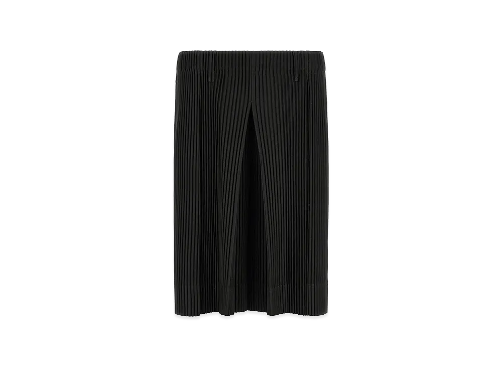 HOMME PLISSE ISSEY MIYAKE Polyester Bermuda Shorts "Black"