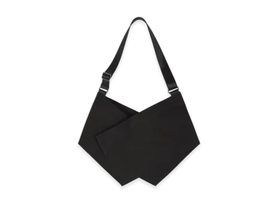 132 5. ISSEY MIYAKE Parallelepiped "Black"