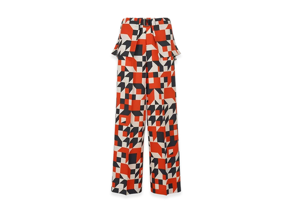 132 5. ISSEY MIYAKE Box Composition "Scarlet"