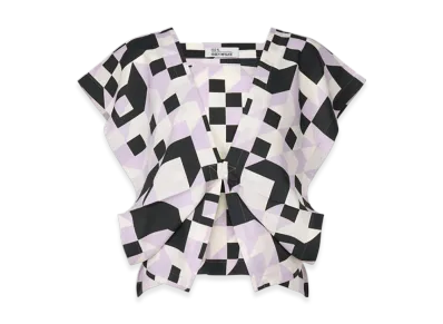 132 5. ISSEY MIYAKE Box Composition "Icy Lilac"