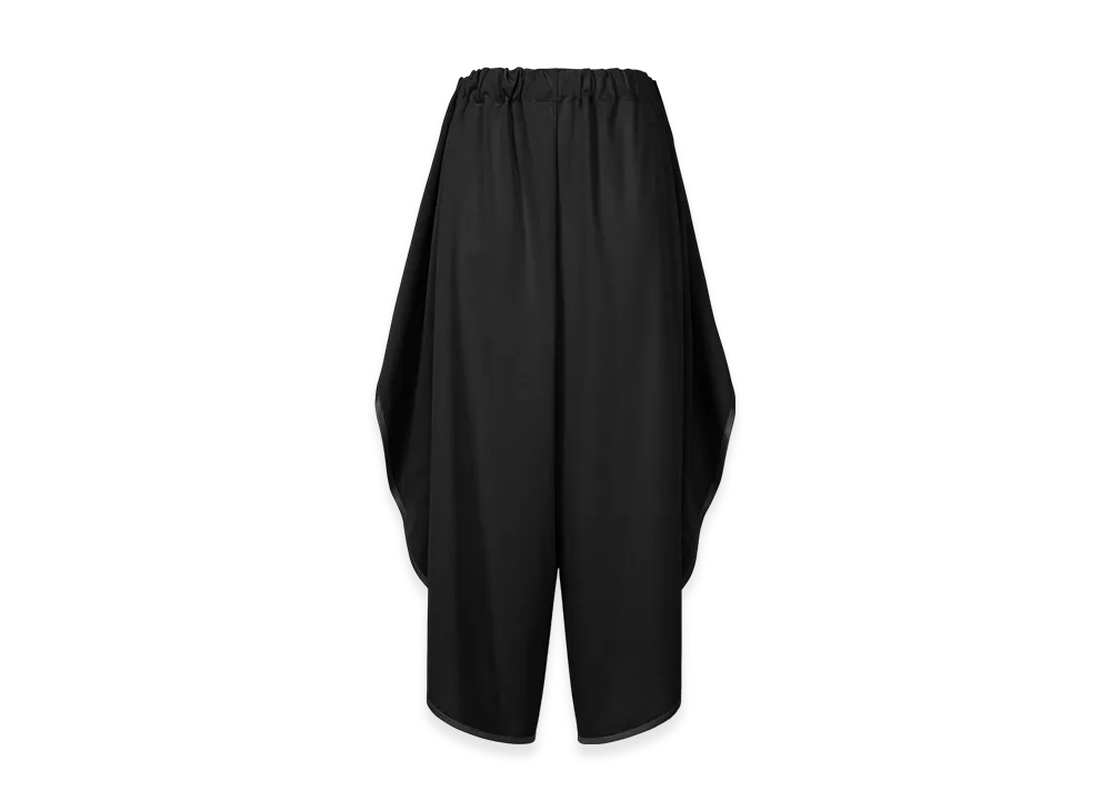 132 5. ISSEY MIYAKE Arc Jersey "Black"