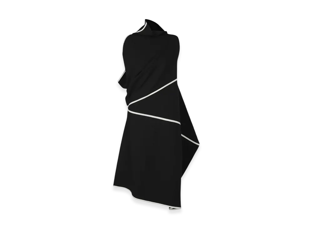 132 5. ISSEY MIYAKE Half Cube Pattern Knit "Black/White"