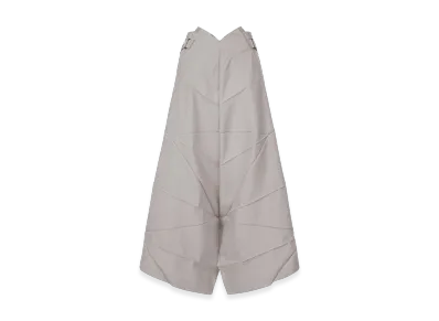 132 5. ISSEY MIYAKE No.2 "Silver Gray"