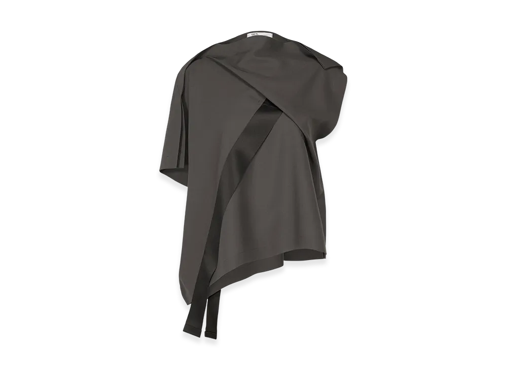 132 5. ISSEY MIYAKE Placement "Iron Gray"